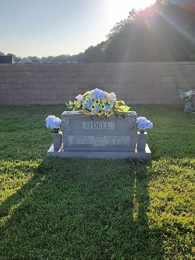 Kathleen H. O'Dell's grave. Photo 2