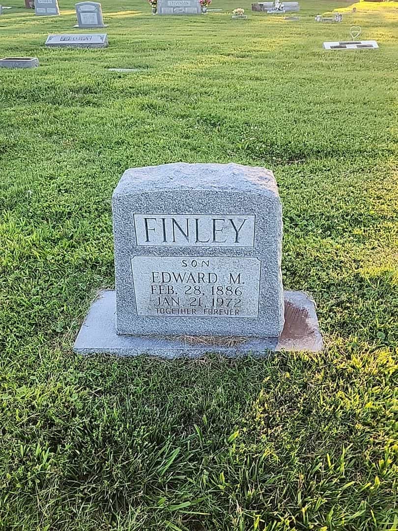 Edward M. Finley's grave. Photo 1
