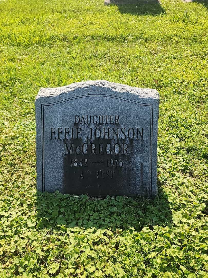 Effie Johnson McGregor's grave. Photo 1
