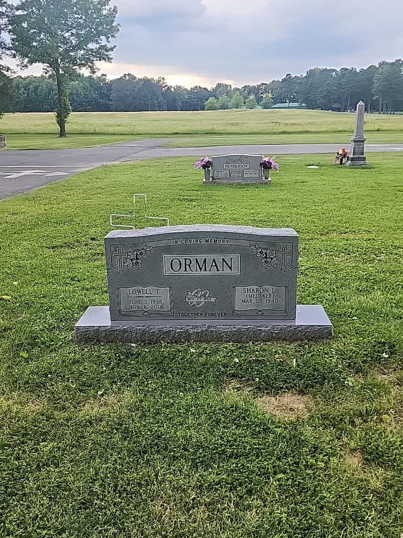 Lowell T. Orman's grave. Photo 2