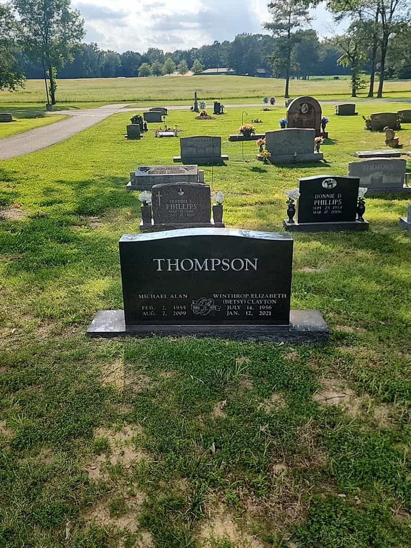 Michael Alan Thompson's grave. Photo 2