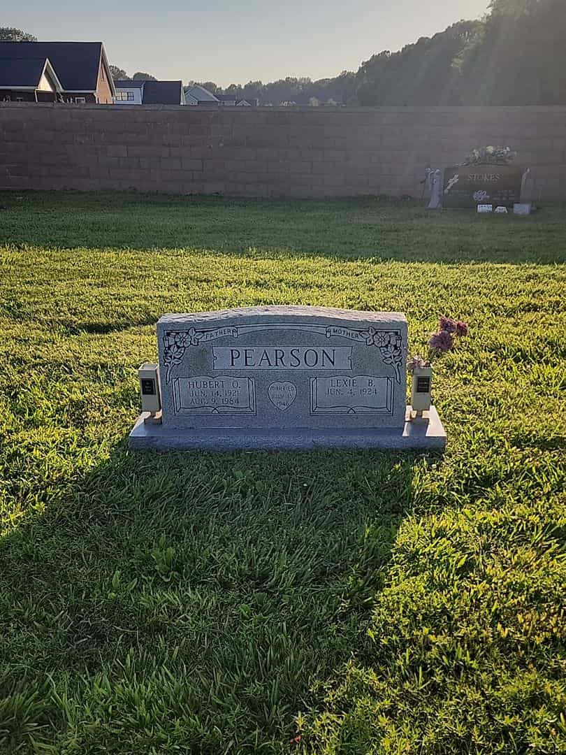 Hubert O. Pearson's grave. Photo 2