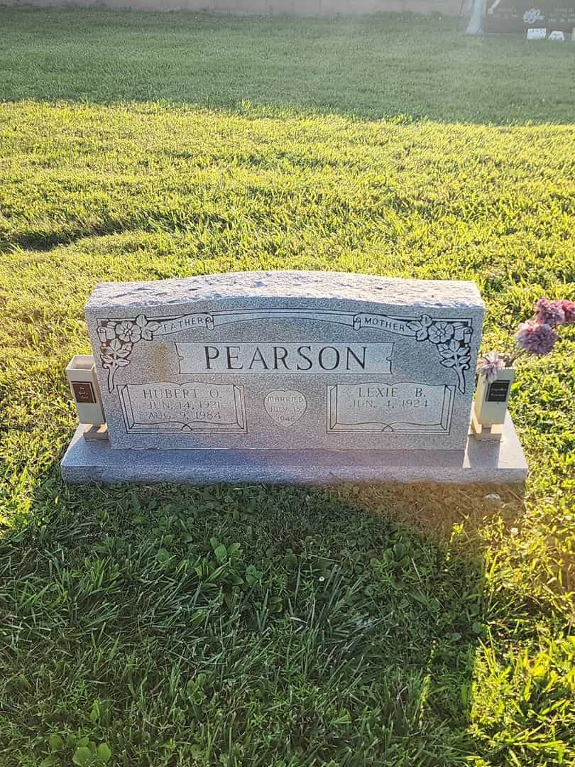 Hubert O. Pearson's grave. Photo 1