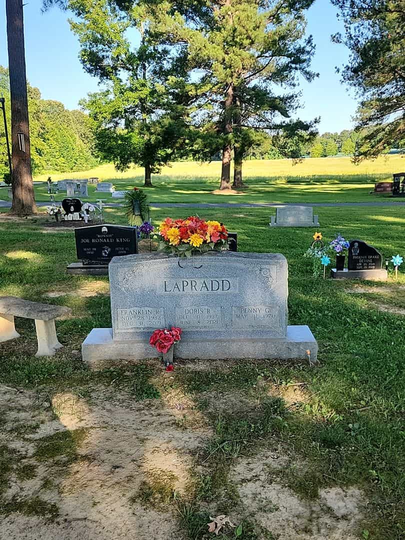 Franklin R. LaPradd's grave. Photo 2