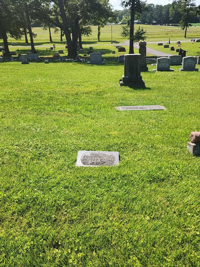 Clyde Bailey Banks's grave. Photo 2