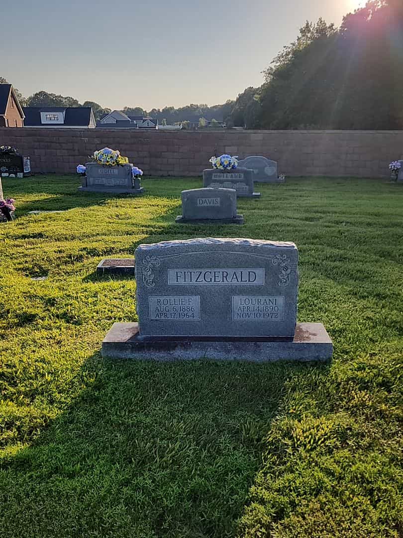 Rollie F. Fitzgerald's grave. Photo 2
