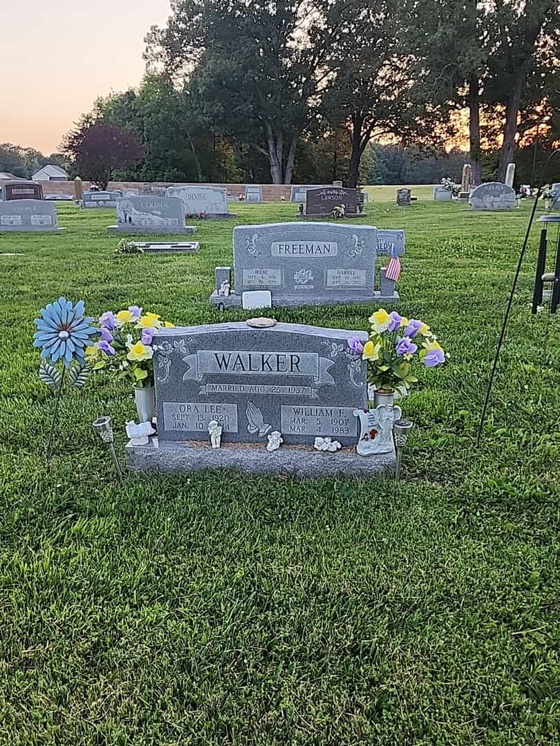 William F. Walker's grave. Photo 2