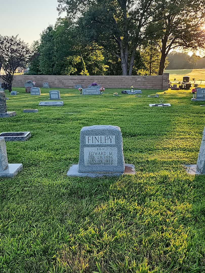 Edward M. Finley's grave. Photo 2