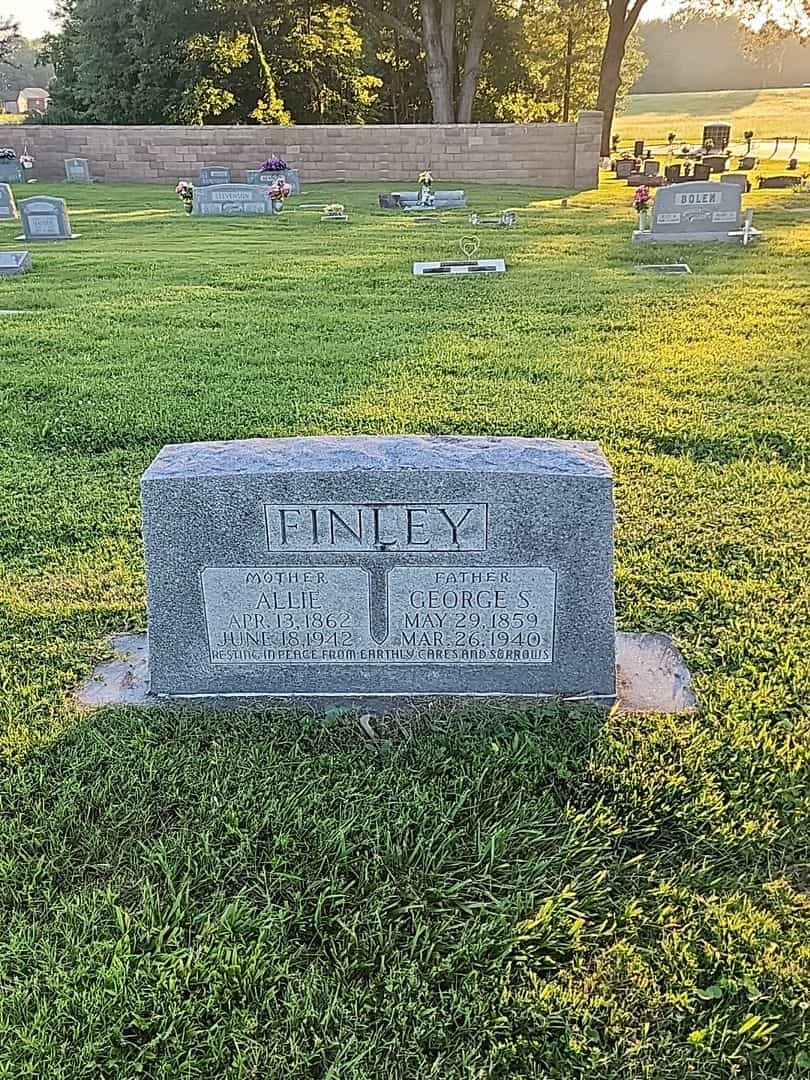 George S. Finley's grave. Photo 1