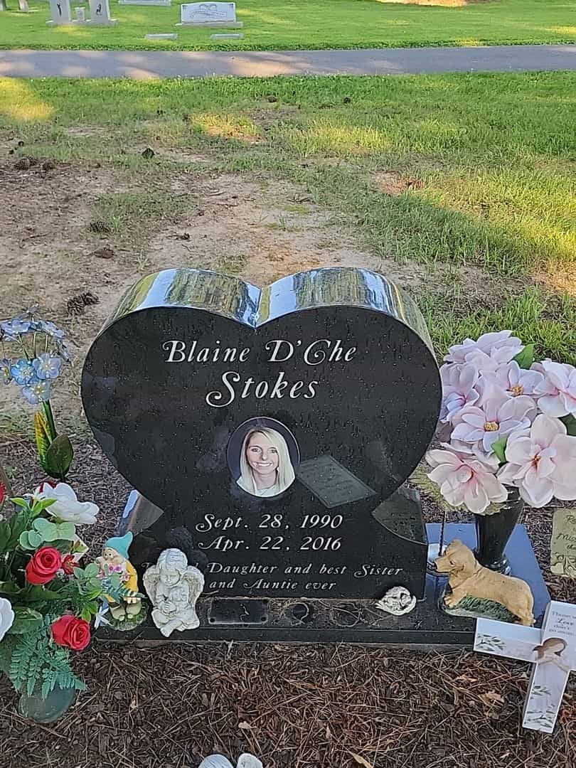 Blaine D'Ghe Stokes's grave. Photo 1