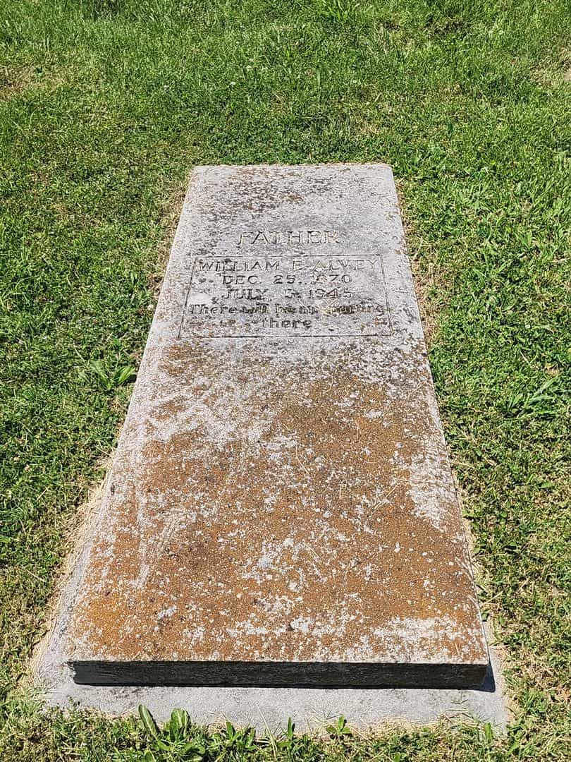 William E. Alvey's grave. Photo 3