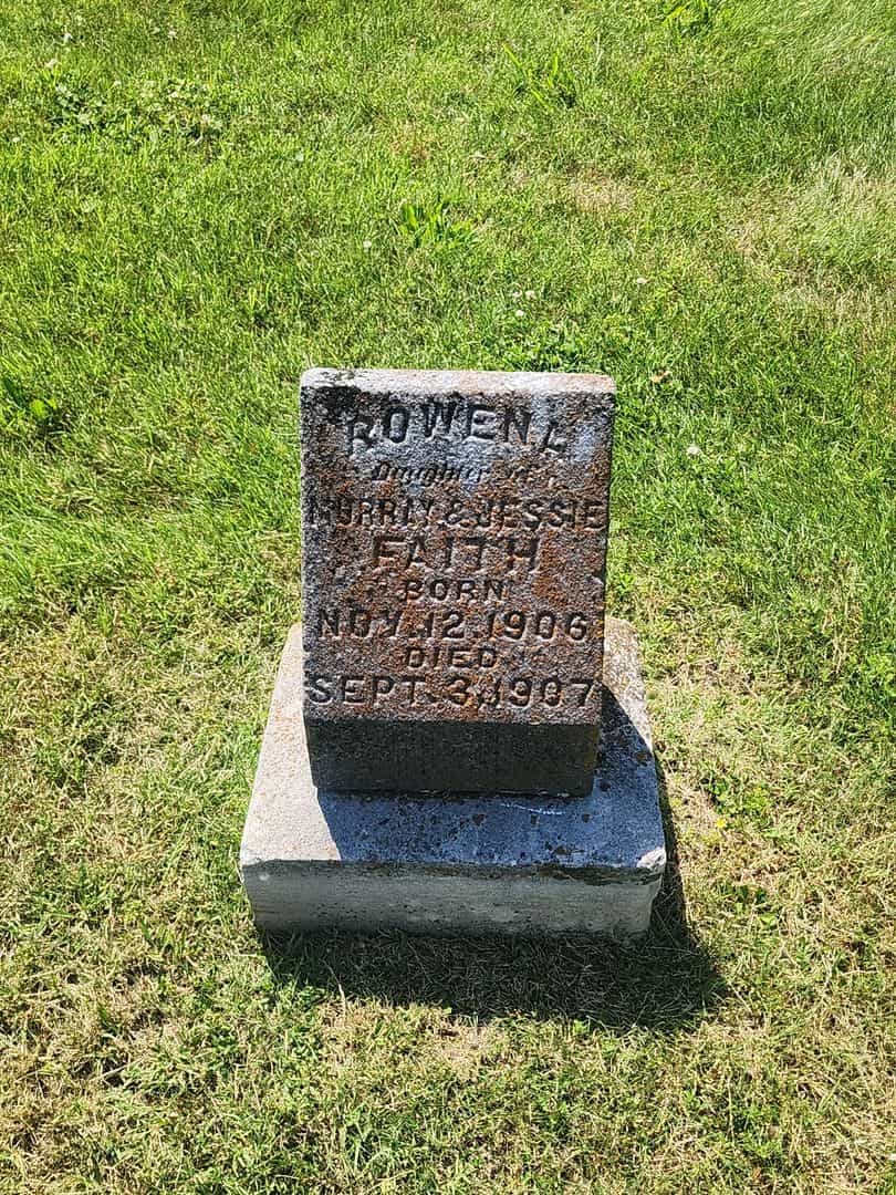 Rowena Faith's grave. Photo 1
