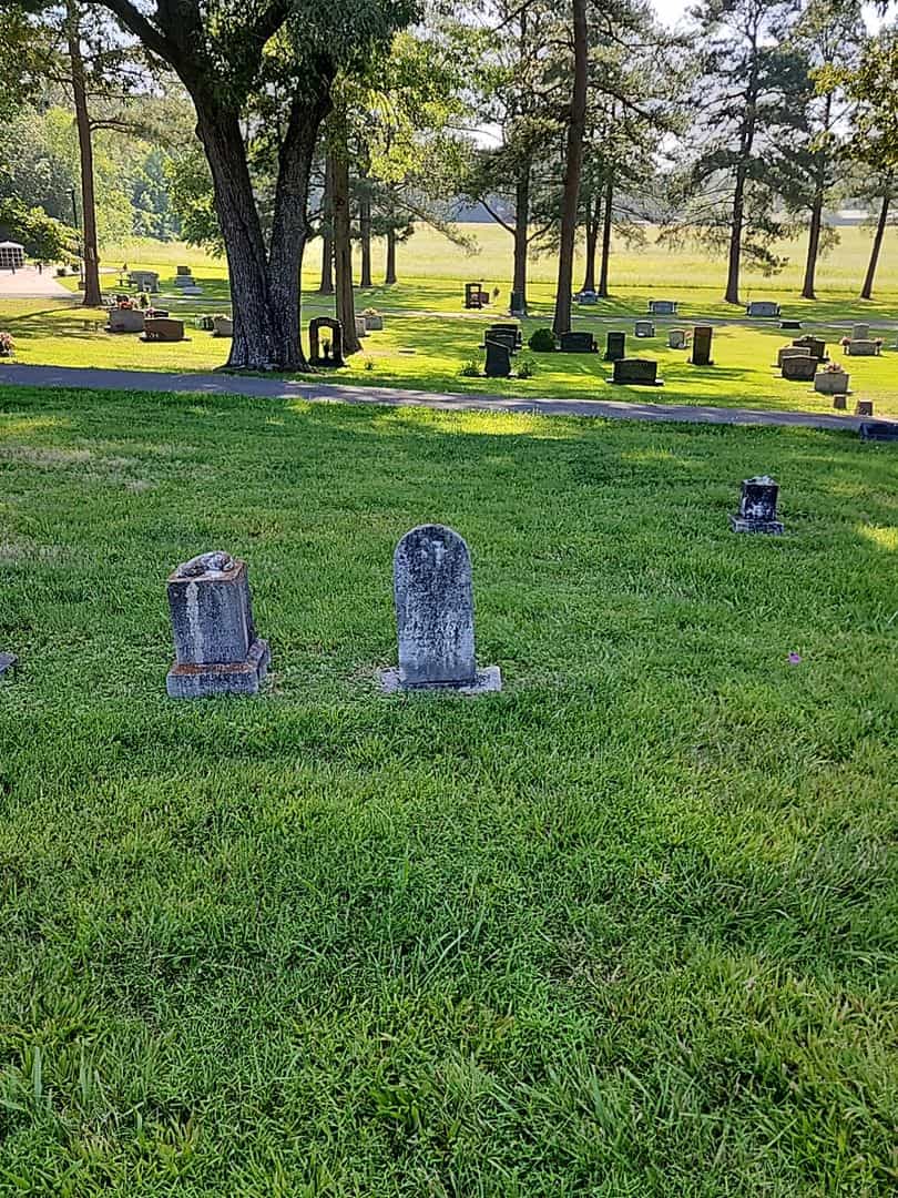 George Nash's grave. Photo 2