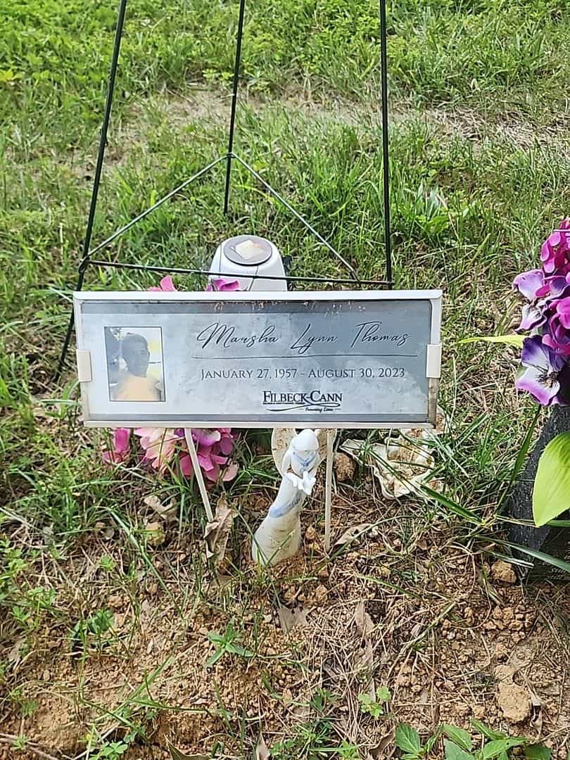 Marsha Lynn Thomas's grave. Photo 1