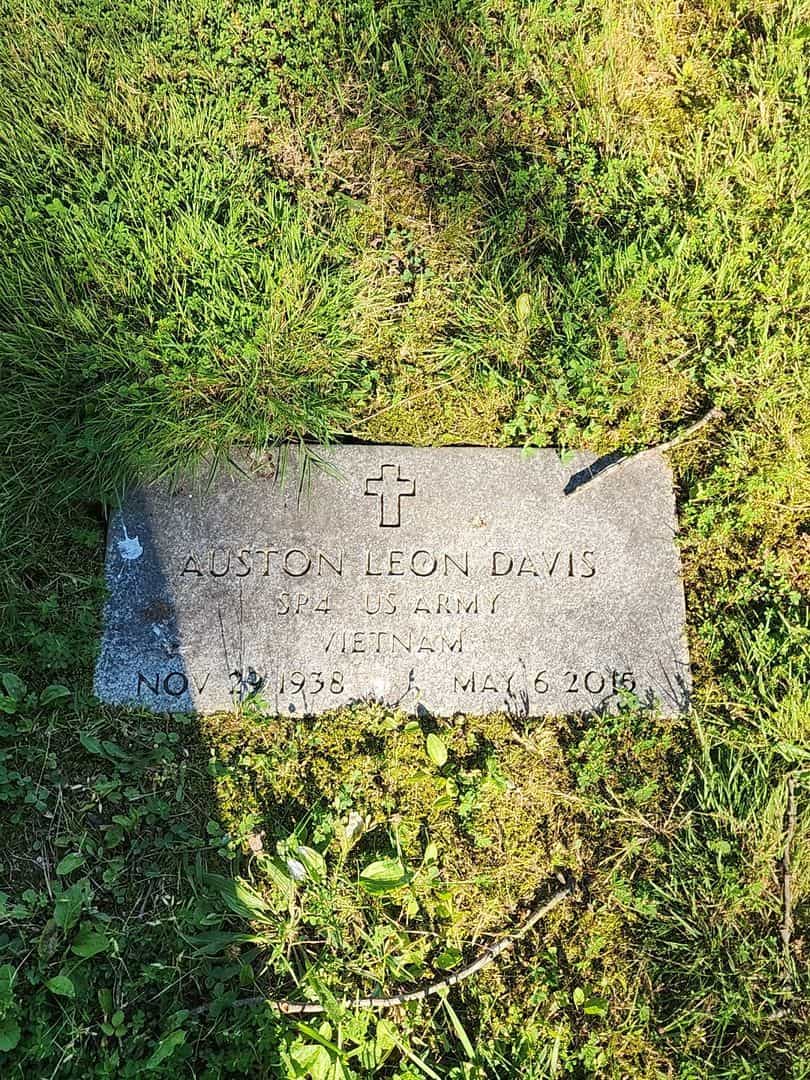 Austin Leon Davis's grave. Photo 3