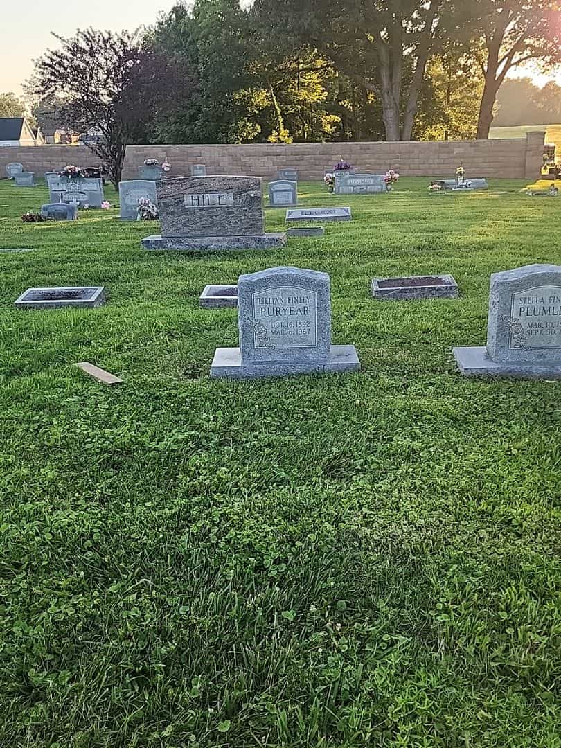 Lillian Finley Puryear's grave. Photo 2