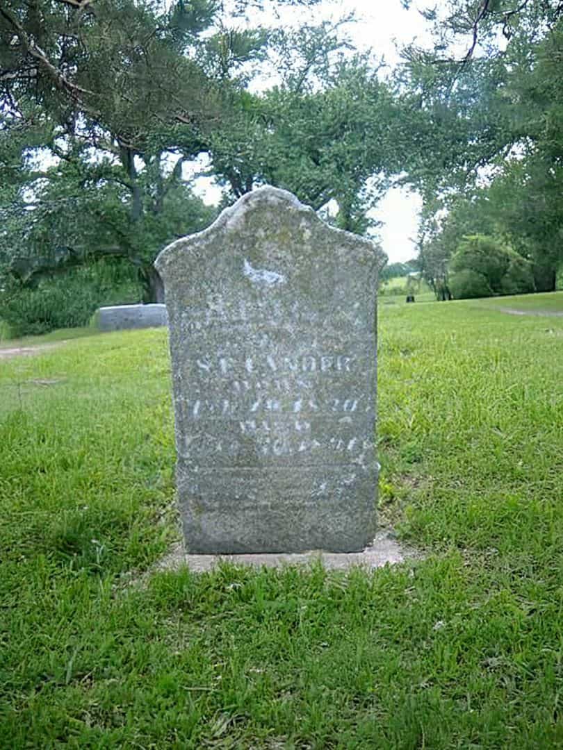Margaret Lander's grave. Photo 1