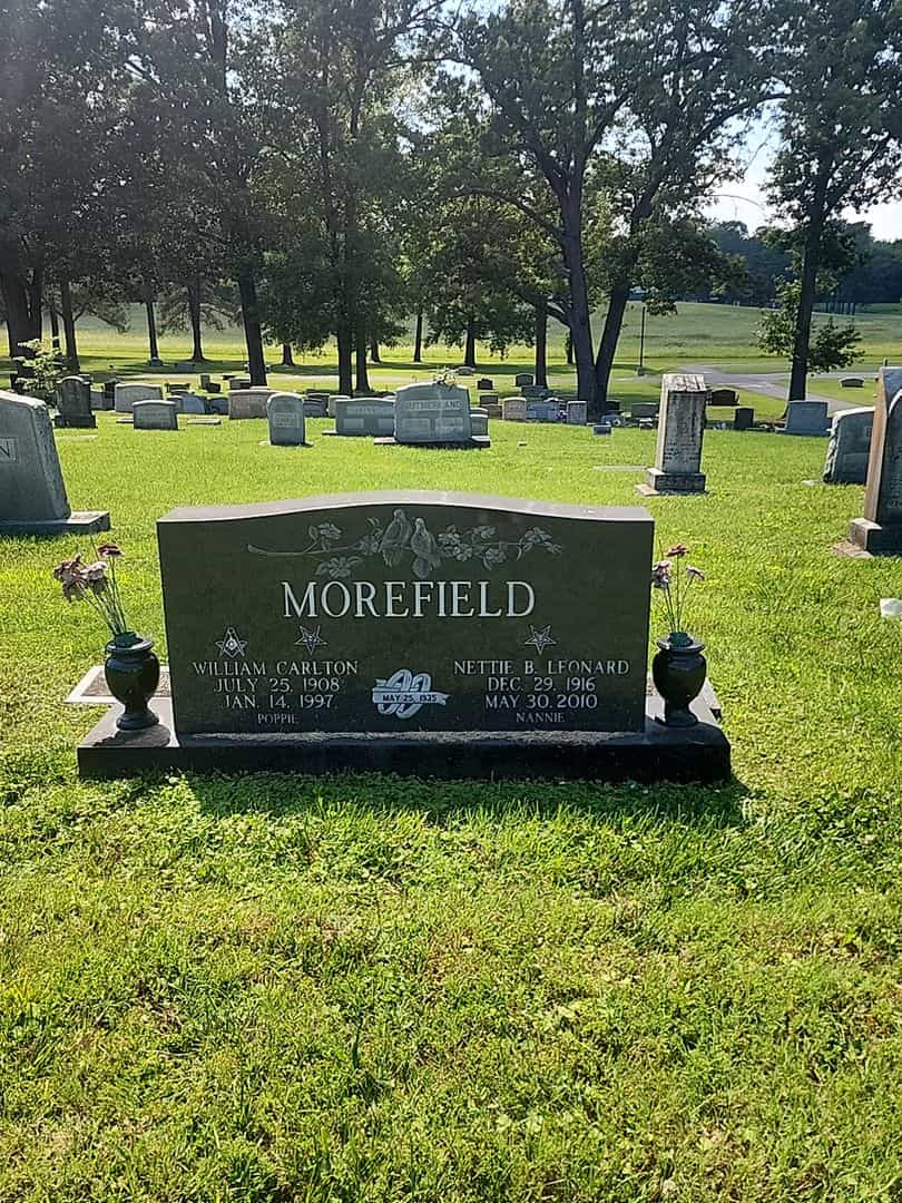 William "Poppie" Carlton Morefield's grave. Photo 2