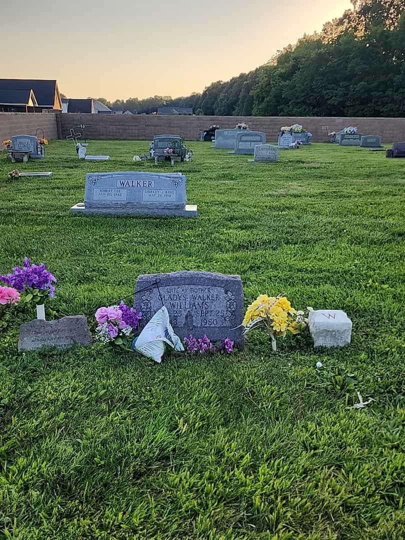 Gladys Walker Williams's grave. Photo 2