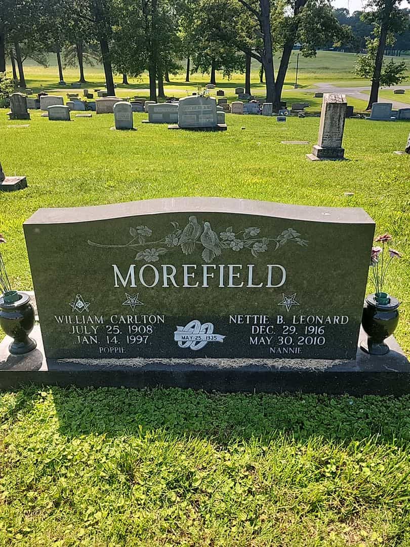 William "Poppie" Carlton Morefield's grave. Photo 1