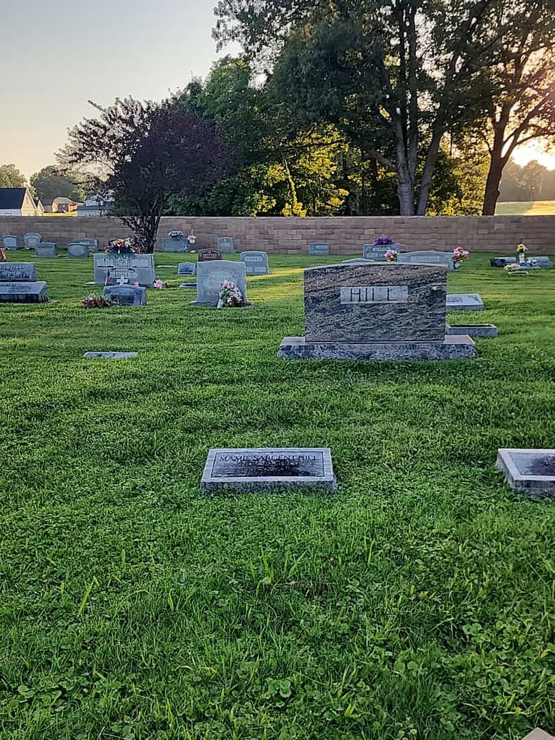 Mamie Sargent Hill's grave. Photo 2