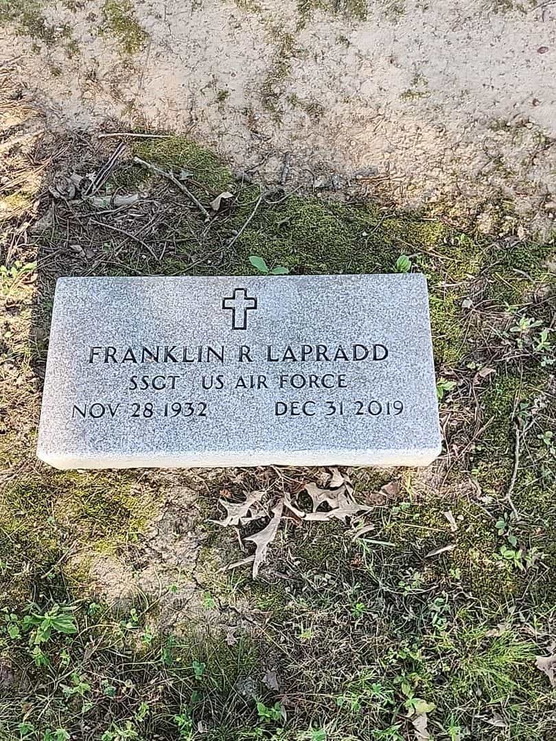 Franklin R. LaPradd's grave. Photo 3