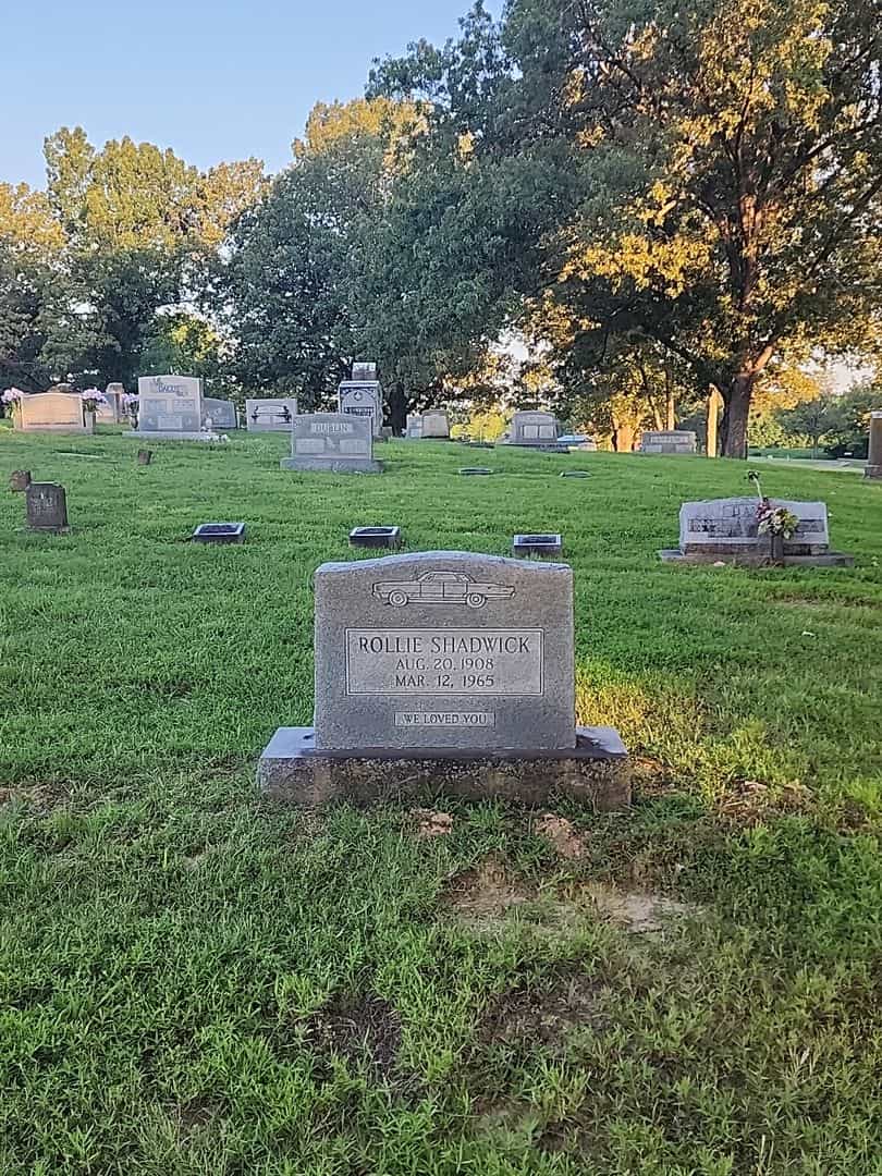 Rollie Shadwick's grave. Photo 2