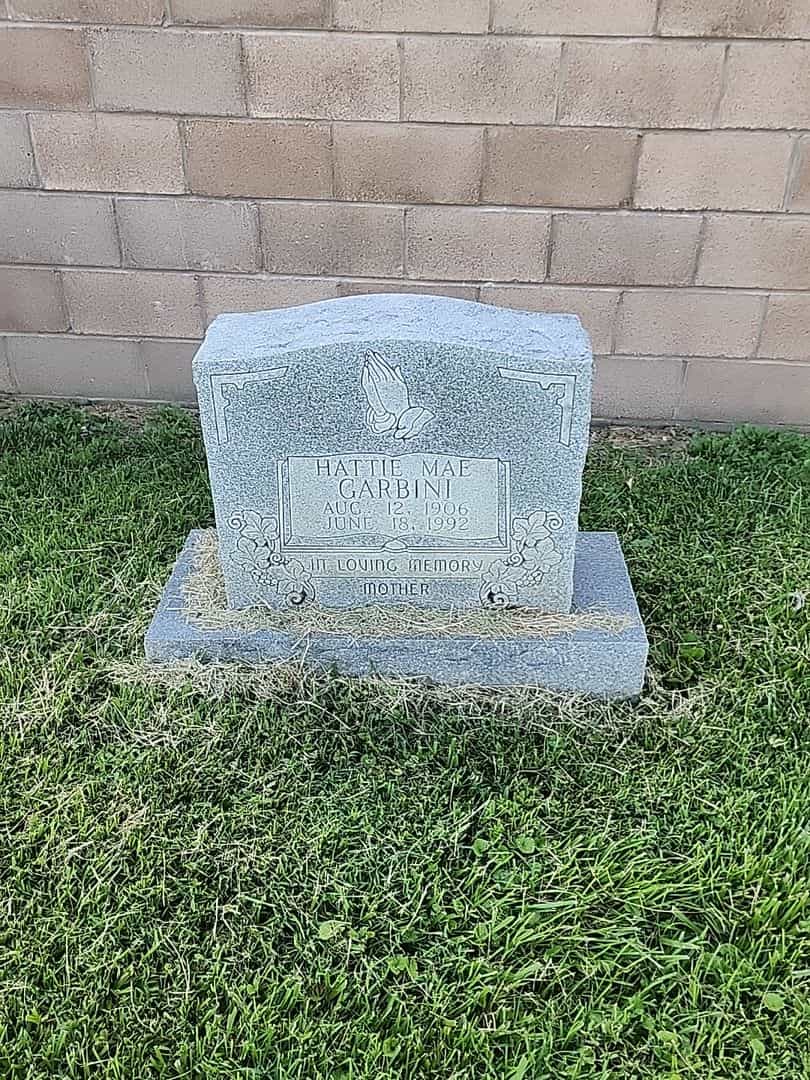Hattie Mae Garbini's grave. Photo 1