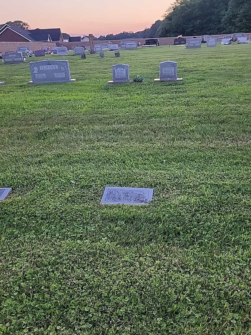 Gene Allen Gray Junior's grave. Photo 2