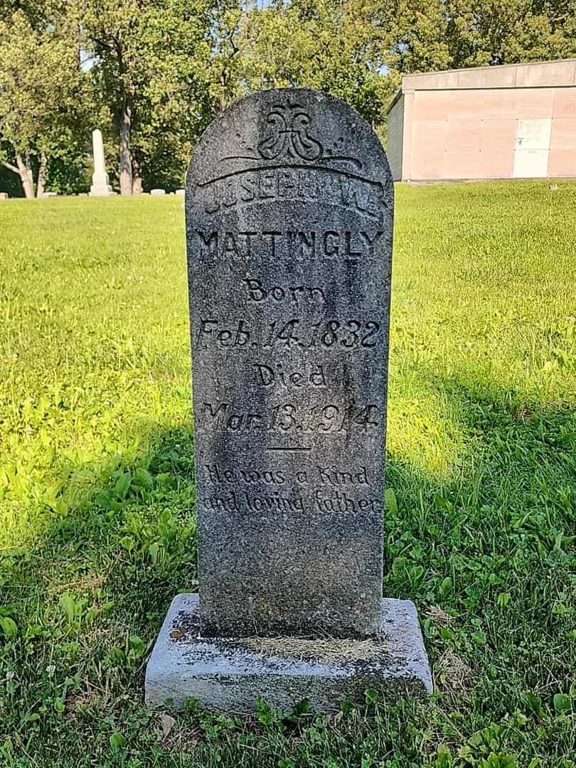 Joseph W. Mattingly's grave. Photo 1