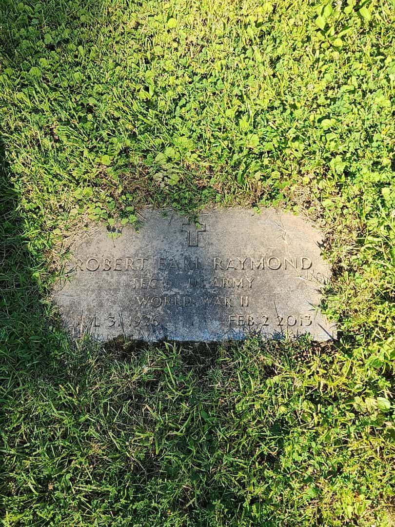 Robert Earle Raymond's grave. Photo 3