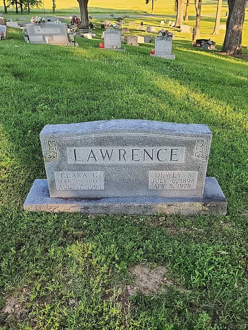 Clara C. Lawrence's grave. Photo 1